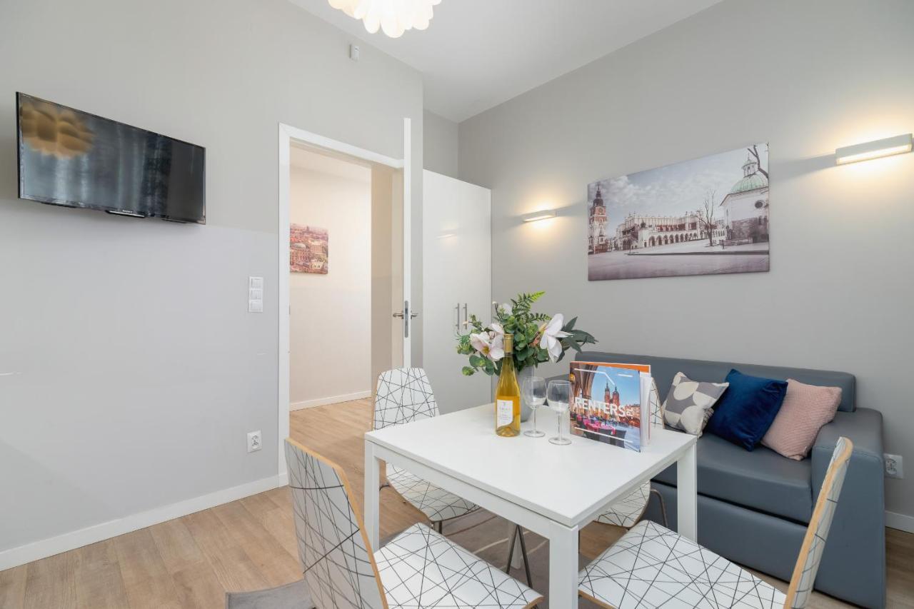 Central Planty Park Apartment Lobzowska By Noclegi Renters Krakow Ngoại thất bức ảnh